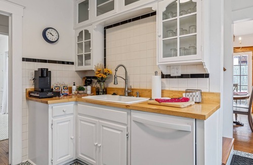 Augusta Cottage | The Marigold Cottage by StayLage