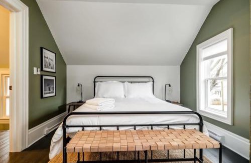 Picton House | The Marigold - Gorgeously remodelled PEC farmhouse