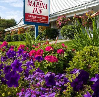 Anacortes Hotel | The Marina Inn