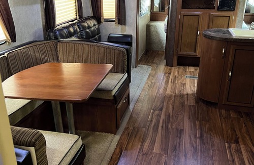 Richmond House | The Mark Twain @River Run, 28 ft camper that sleeps 4, waterfront -private dock