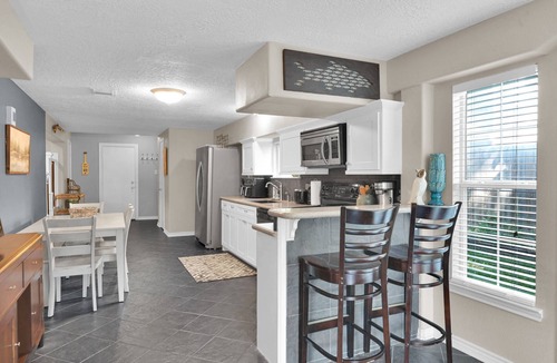 Willis House | The Marlin House: Waterfront Escape with Dock, Outdoor Kitchen & Stunning Views!