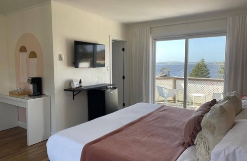 Port Dufferin Hotel | The Marmalade Motel