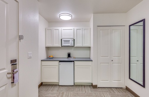 Bainbridge Island Hotel | The Marshall Suites