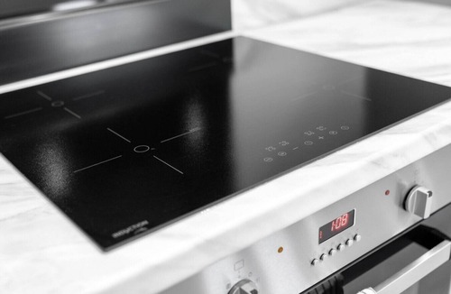 Smethwick Apartment | The Marsons Collection- 2 Bed Apartment- Parking