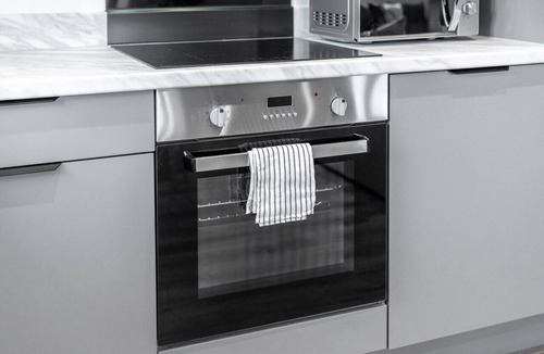 Smethwick Apartment | The Marsons Collection - 2 Bed Apartment - Parking