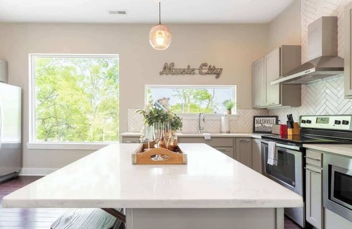 Chestnut Hill Condo | The Martin - Modern Home with Rooftop Deck