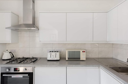 St. Johns Wood Apartment | The Marylebone Residence