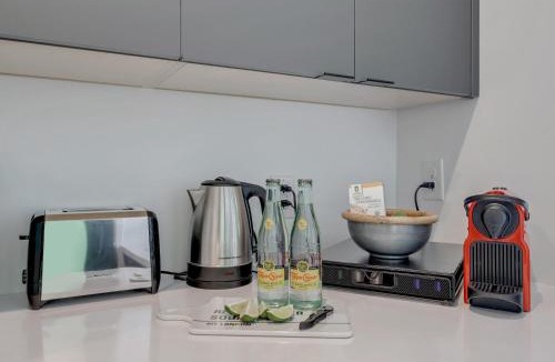 South River City Apartment | The Marymaker by Lodgewell - It's Super Suite Y'all