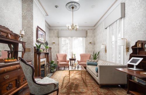 Cape May Bed & Breakfast | The Mason Cottage Downtown