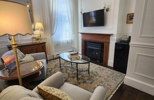 Cape May Bed & Breakfast | The Mason Cottage Downtown