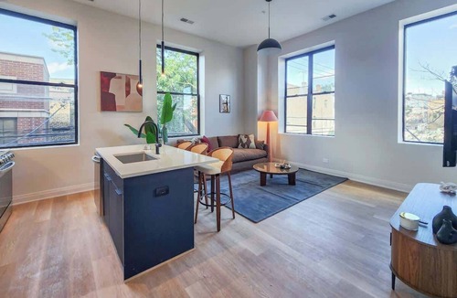 Wicker Park Apartment | The Mason - Luxe 2BR Designer Flat in Bucktown/WP