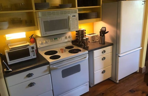 Etna Apartment | The Master Builder at The Yellow Barn Estate