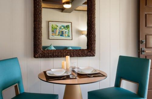 Napili Hotel | The Mauian Hotel