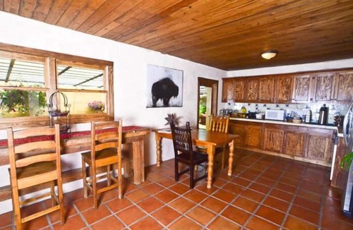 Alpine Hotel | The Maverick Inn