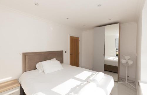 Six Mile Bottom House | The Mayfair