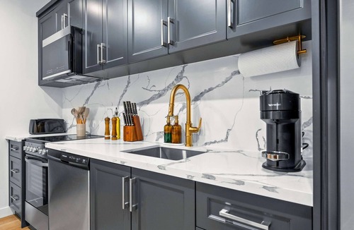 Grange Park Apartment | The McCaul | Newly Designed Group Suite Near FIFA