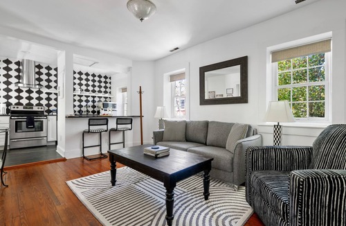 Ansonborough House | The McKenzie Suite at The Mary Scott House