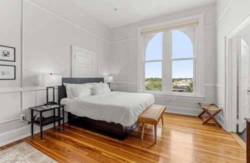 Valdosta Hotel | The McKey
