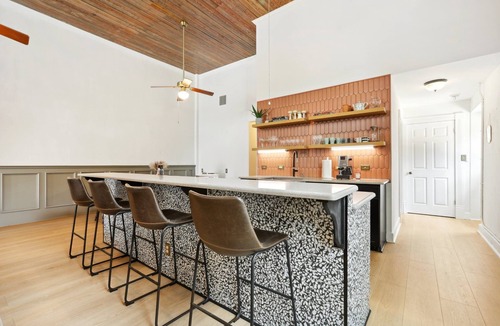Elgin Villa | The McKinley on Elgin's Historic Main Street