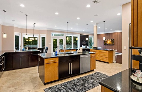 McLean House | The McLean Luxury Retreat