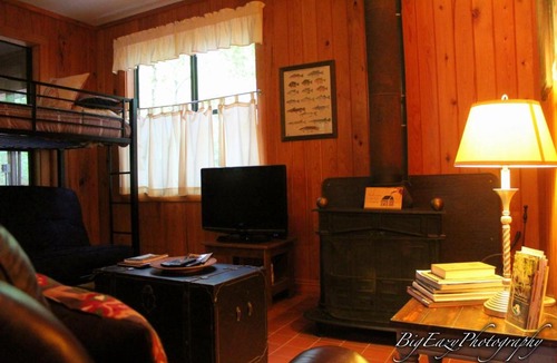 Folsom Bed & Breakfast | The Meadow Cabin