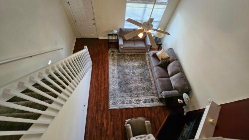 Buechel House | The Meadows