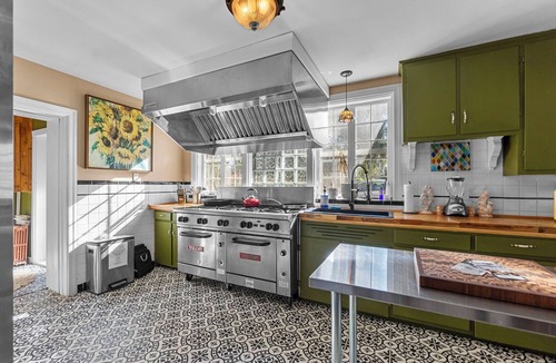 Perryville House | The Mediterranean House 1858