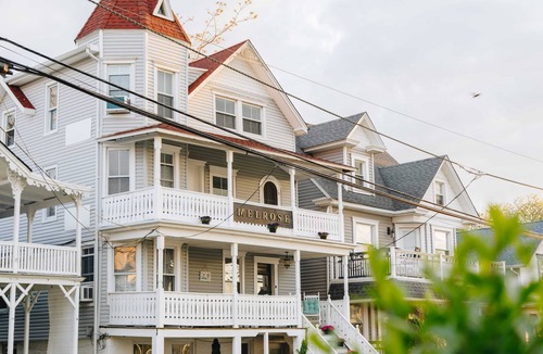 Ocean Grove House | The Melrose, 2B- Private Bed & Bath