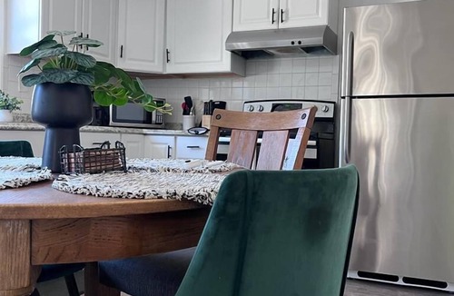 Woonsocket Apartment | The Mendon Oasis - Woonsocket