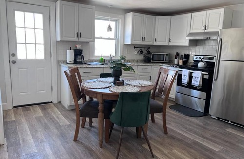 Woonsocket Apartment | The Mendon Oasis - Woonsocket