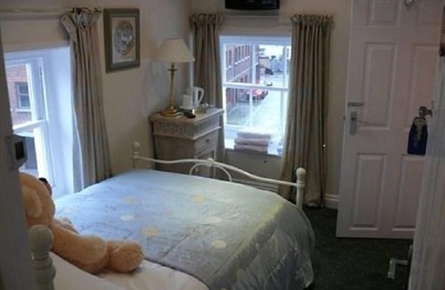 Poole Bed & Breakfast | The Merchant House