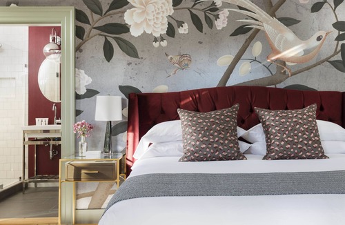 Salem Hotel | The Merchant