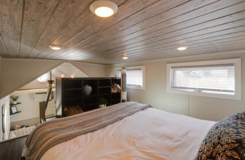 Defiance Apartment | ‘The Merlot Bungalow’ Defiance Tiny Home on Trail