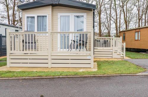 Par House | The Mermaid A04