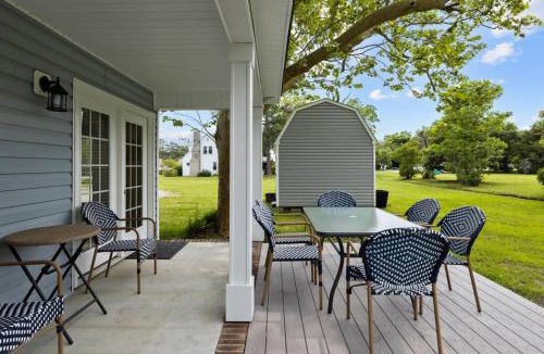 Marshallberg House | The Merry Marlin