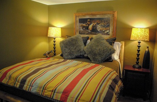 Palisades Bed & Breakfast | The Mesquite Cabin at Starlight Canyon Bed & Breakfast