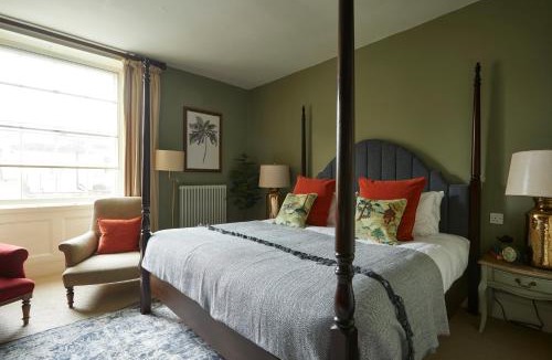 Corsham Hotel | The Methuen Arms