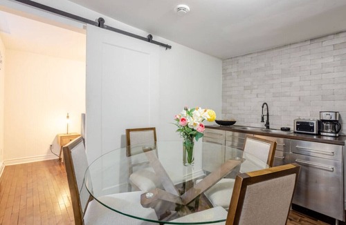 Sainte-Marie Apartment | The Metro Stay – Vibrant 3BR in Gay Village