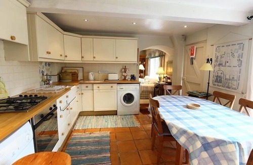 Tisbury Cottage | The Mews Cottage