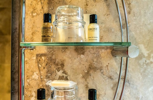 Ossett Hotel | The Mews