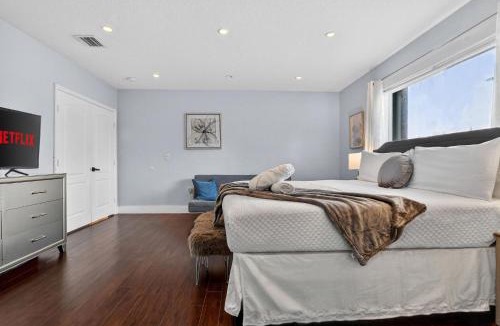 Ludlam House | The Miami Villa, Private Pool with Pool Table