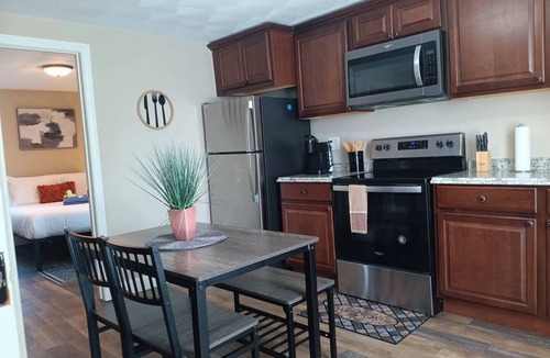 Providence Apartment | The Micro-Loft at Mt. Pleasant New 2BR APT Parking