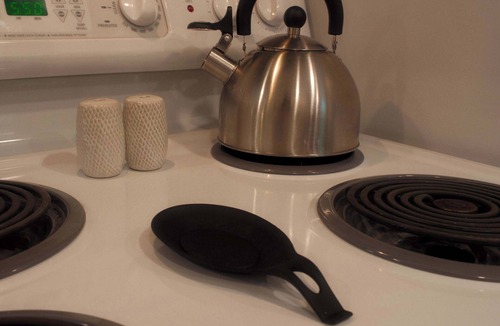 Pella Cottage | The Mid-Town Cottage
