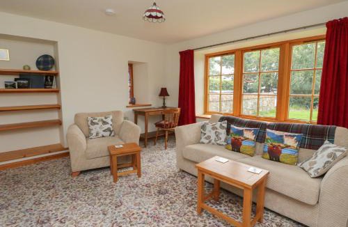 Avoch House | The Milk House