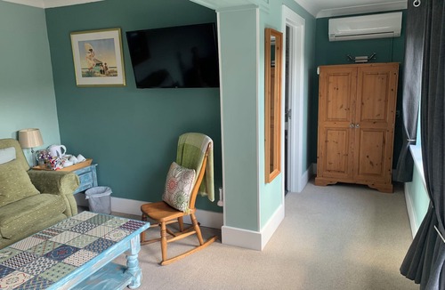 Llandybie Bed & Breakfast | The Mill at Glynhir