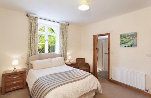 Bampton House | The Mill House