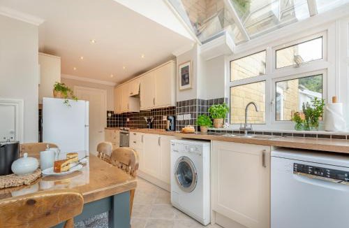 Malmesbury House | The Mill Lodge