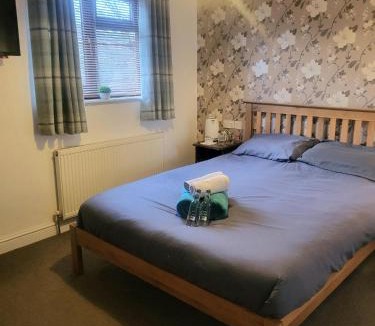 Hartshorne Hotel | The mill wheel