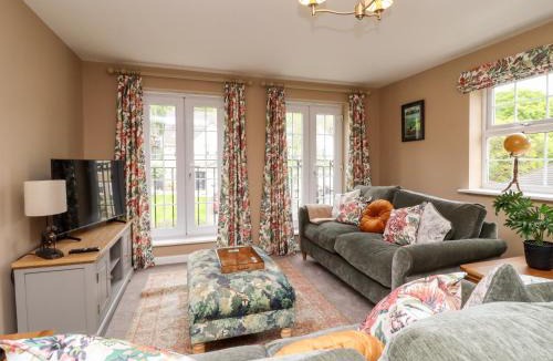 Todmorden House | The Milne