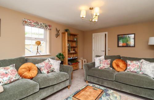 Todmorden House | The Milne